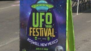 Aliens arrive in Roswell for UFO Festival